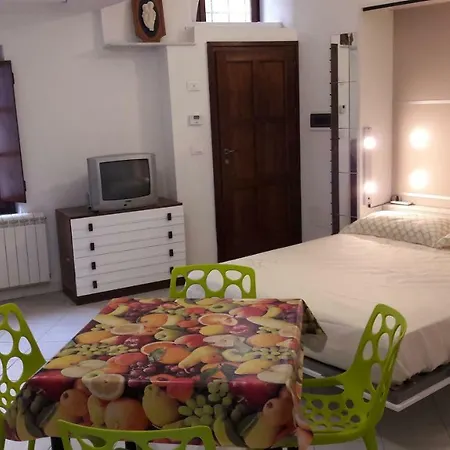 U Marin Apartment